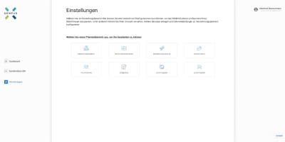 Finales UI-Design der Einstellungsseite: Unter einer einleitenden Beschreibung werden acht Themenbereiche als Kacheln mit Icons zur Auswahl angeboten, darunter Meine Organisation, Meine Benutzerdaten, Benutzerverwaltung, Datenimport, Rechenkerne und E-Signatur. Die Sidebar markiert den Punkt Einstellungen als aktiv.